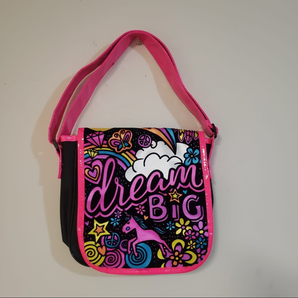 NWOT Dream big girls bag